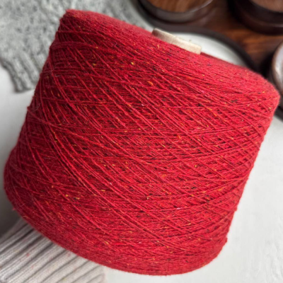Бобина твид Pirle (55% меринос, 25% шелк, 10% вискоза, 10% Па), 750 м. (Rubino Tweed, Алый)