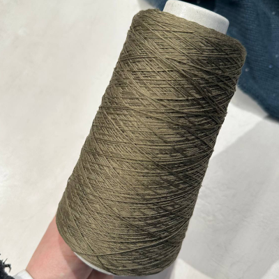 Бобина шелк Seta Shappe Lux Octopus (100% шелк), 1000 м. (664, Хаки)