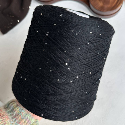 Бобина Kachinelli Merino (85% меринос, 4% хлопок, 11% пайетки), 310 м. (1184, Угольный)