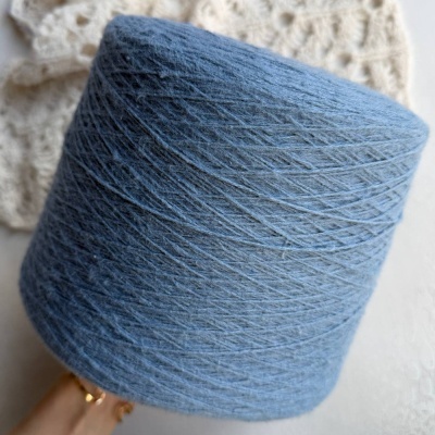 Бобина Dolce Cotone (100% вспушенный хлопок), 400 м (2895, Левис)