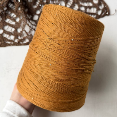 Бобина Cotton Paillettes Mix (95% хлопок, 5% сияние). (Senape Cotton Paillettes, Медовая Викунья, 350 м.)