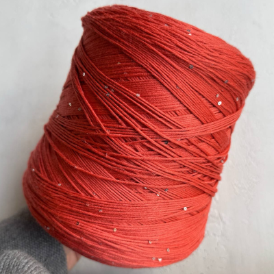 Бобина Kachinelli Merino (85% меринос, 4% хлопок, 11% пайетки), 310 м. (8548, Апероль)
