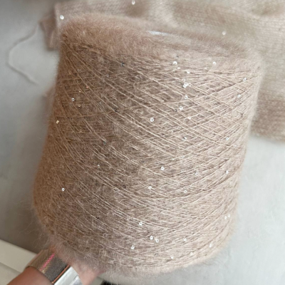 Бобина Silkid Sequins by WoolDom  (65% кидмохер, 25% шелк mulberry, 10% пайетки), 700 м. (14723, Пенка Кучинелли)
