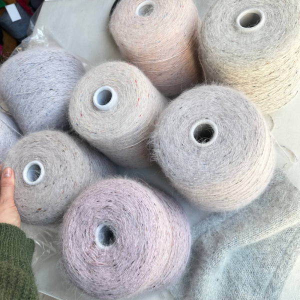 Бобина Angora Spiky Tweed